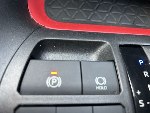 Used 2020 Toyota RAV4 TRD Off-Road w/ TRD Off-Road Weather Package AWD/4WD image 32