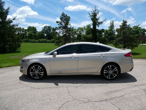 Used 2019 Ford Fusion Titanium AWD/4WD image 8