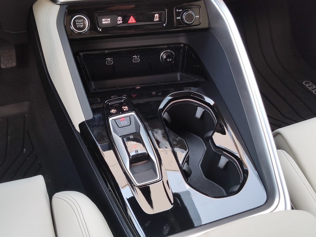 New 2026 Audi Q5 Premium AWD/4WD image 9