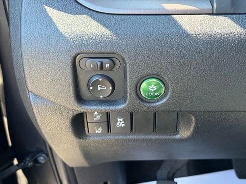 Used 2022 Honda Pilot EX-L image 25