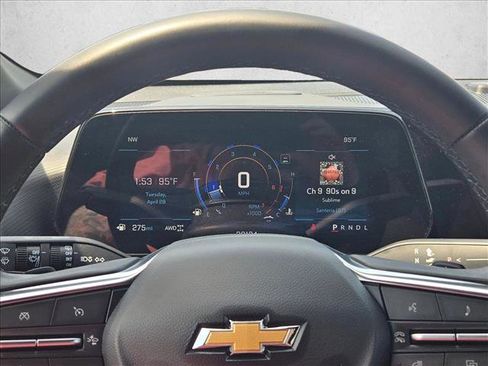Used 2025 Chevrolet Equinox LT AWD/4WD image 21