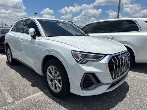 Used 2023 Audi Q3 2.0T Premium Plus w/ Premium Plus Package AWD/4WD image 1