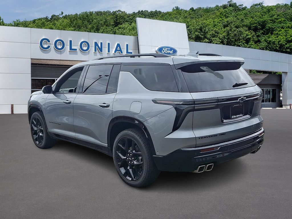 Used 2024 Chevrolet Traverse RS AWD/4WD image 4