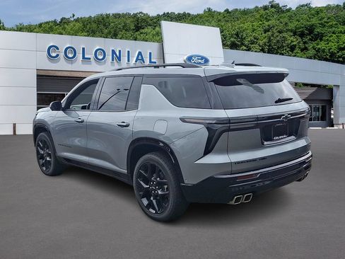 Used 2024 Chevrolet Traverse RS AWD/4WD image 4