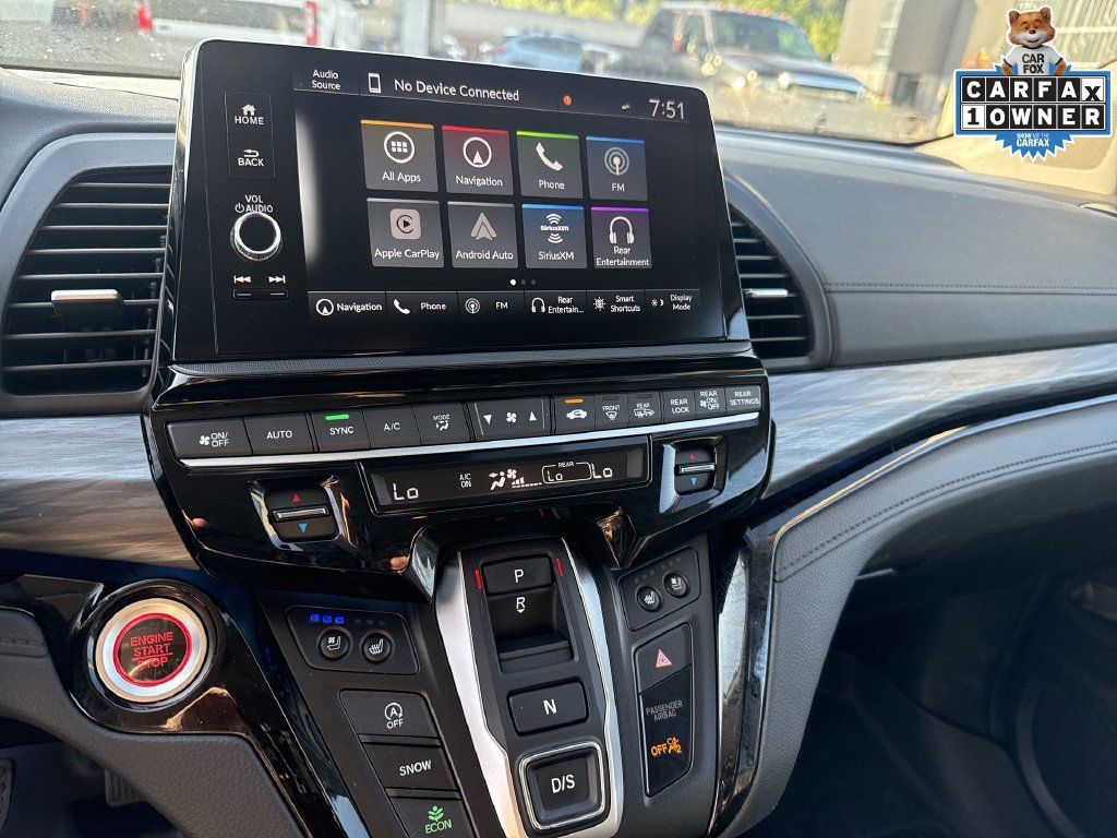 Used 2025 Honda Odyssey Elite image 14