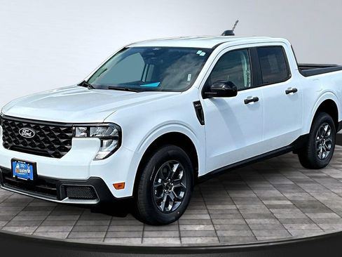 New 2026 Ford Maverick XLT w/ Equipment Group 301A AWD/4WD image 2