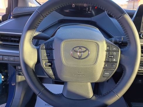 Used 2023 Toyota Prius LE image 25