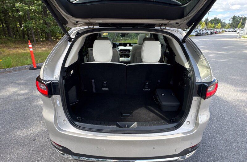 Certified 2024 MAZDA CX-90 3.3 Turbo S w/ Premium Plus AWD/4WD image 37