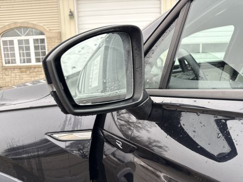 Used 2023 Volkswagen Tiguan SE R-Line image 14