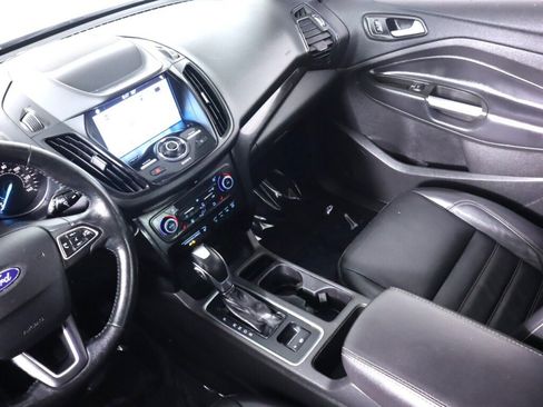 Used 2019 Ford Escape Titanium AWD/4WD image 35