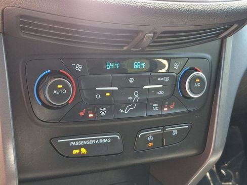 Used 2018 Ford Escape SEL FWD image 17