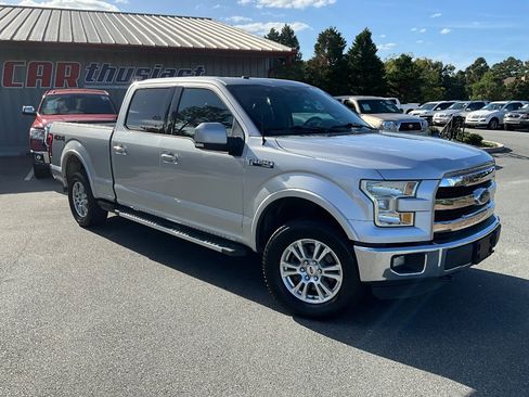 Used 2016 Ford F150 Lariat w/ Equipment Group 501A Mid image 2