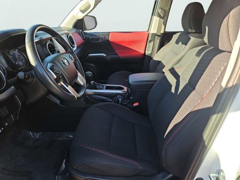 Used 2021 Toyota Tacoma SR5 image 28