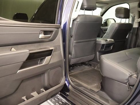 Used 2024 Toyota Tundra Limited AWD/4WD image 29