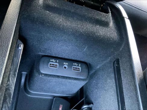 Used 2021 Dodge Charger SXT w/ Blacktop Package image 31