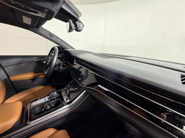 Used 2022 Audi RS Q8 AWD/4WD image 33