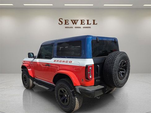 New 2025 Ford Bronco Stroppe Edition image 3