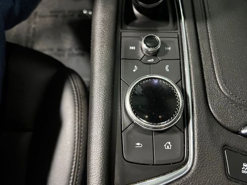 Used 2020 Cadillac XT5 Luxury image 37