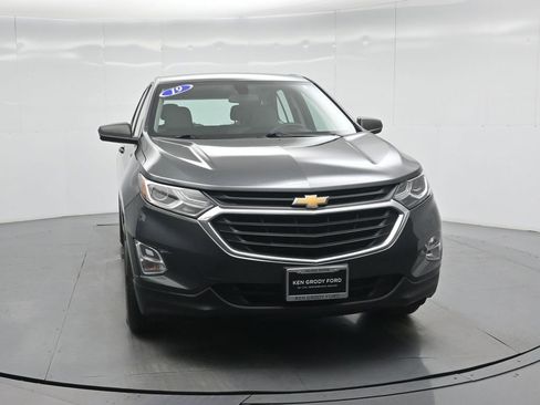 Used 2019 Chevrolet Equinox LS image 54
