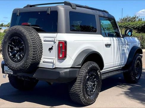 Used 2023 Ford Bronco Wildtrak image 11