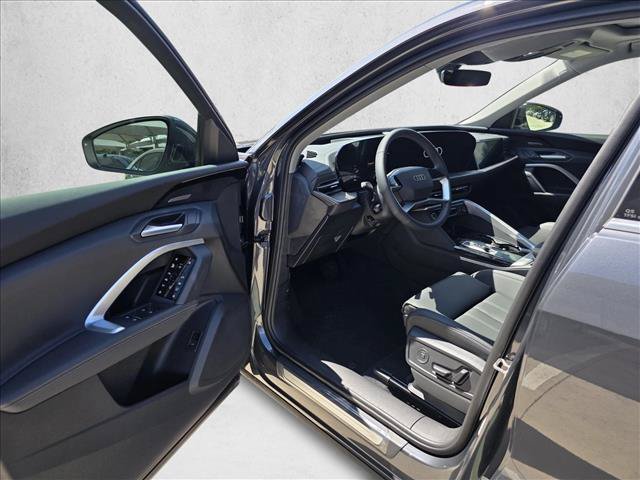 Used 2025 Audi Q5 Prestige AWD/4WD image 12
