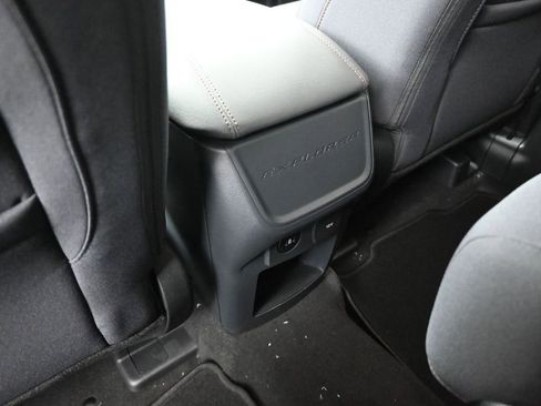 New 2026 Ford Explorer Active RWD image 20