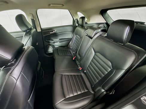 Used 2023 Ford Edge SEL image 25