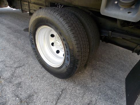 Used 2003 Ford E-350 and Econoline 350 Super Duty image 18