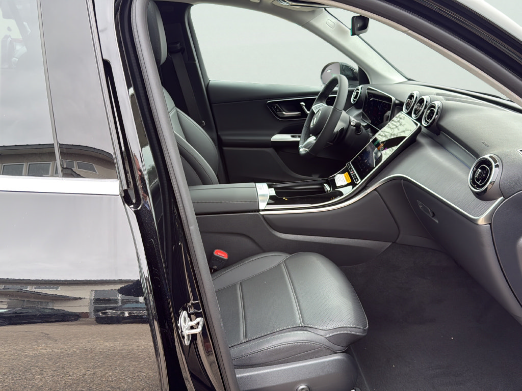 Certified 2026 Mercedes-Benz GLC 300 4MATIC image 22