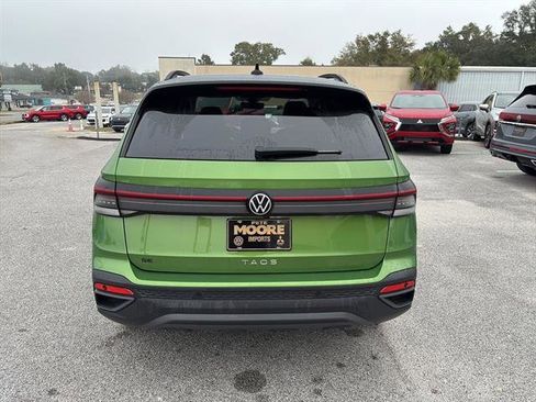 New 2026 Volkswagen Taos SE image 5