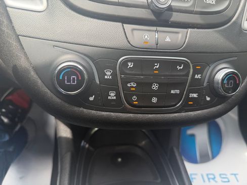 Used 2023 Chevrolet Malibu LT FWD image 21