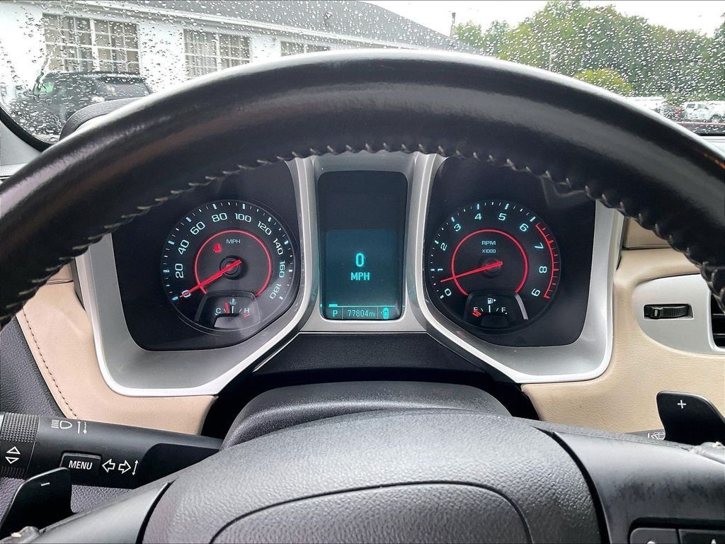 Used 2013 Chevrolet Camaro SS RWD image 15