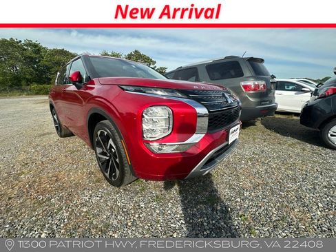 Used 2023 Mitsubishi Outlander SEL AWD/4WD image 7