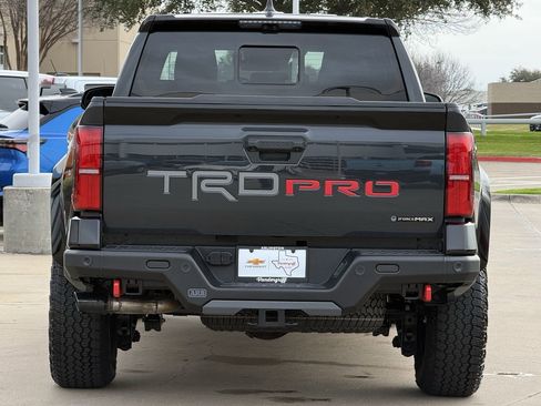Used 2025 Toyota Tacoma TRD Pro image 5