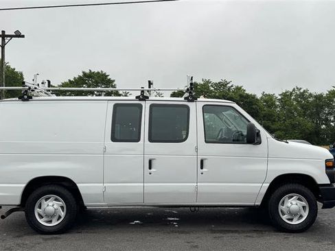 Used 2013 Ford E-150 and Econoline 150 RWD image 6