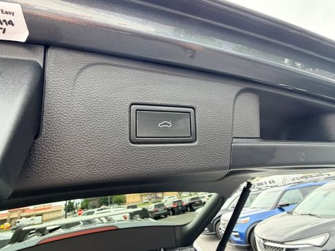 Used 2022 Volkswagen Atlas SE AWD/4WD image 30