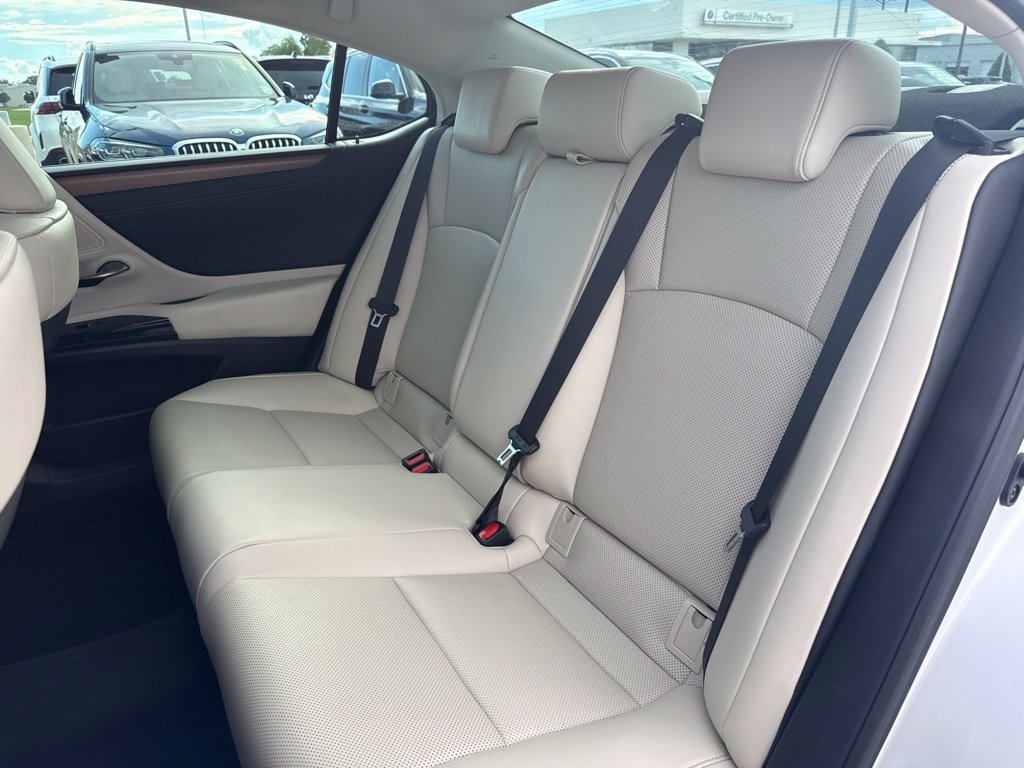 Used 2025 Lexus ES 350 w/ Premium Package FWD image 21
