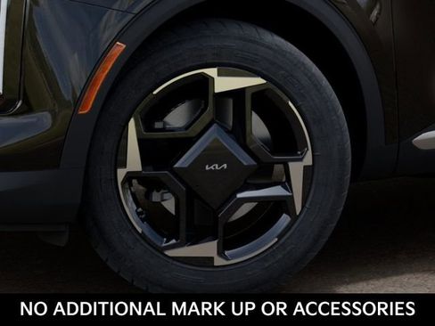 New 2026 Kia Sportage EX w/ EX Panorama Roof Package image 9