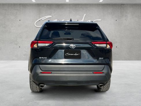 Used 2022 Toyota RAV4 XLE image 15
