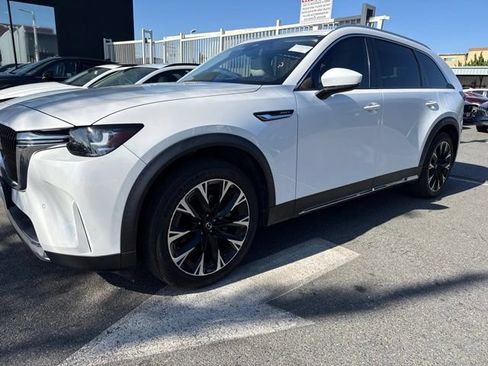 Used 2024 MAZDA CX-90 Plug-In Hybrid w/ Premium Pkg AWD/4WD image 2