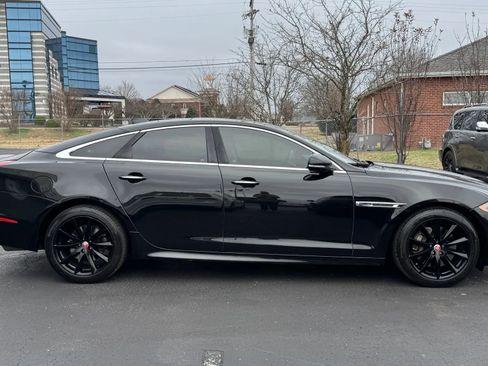 Used 2016 Jaguar XJ R-Sport image 4