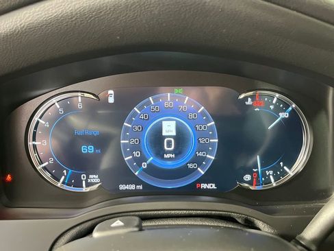 Used 2020 Cadillac Escalade Premium Luxury image 15