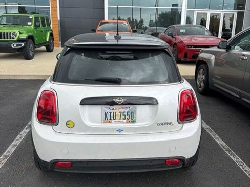 Used 2024 MINI Cooper SE FWD image 6