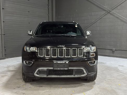 Used 2020 Jeep Grand Cherokee Limited AWD/4WD image 2