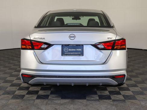 Used 2023 Nissan Altima 2.5 SV image 7