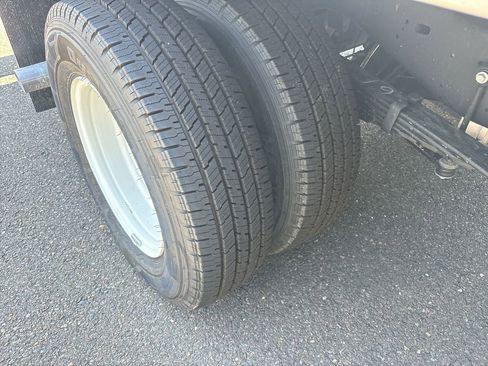 New 2025 Ford E-450 and Econoline 450 Super Duty w/ Power Equipment Group image 33