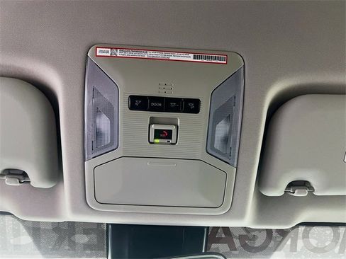 Used 2025 Toyota RAV4 LE image 19