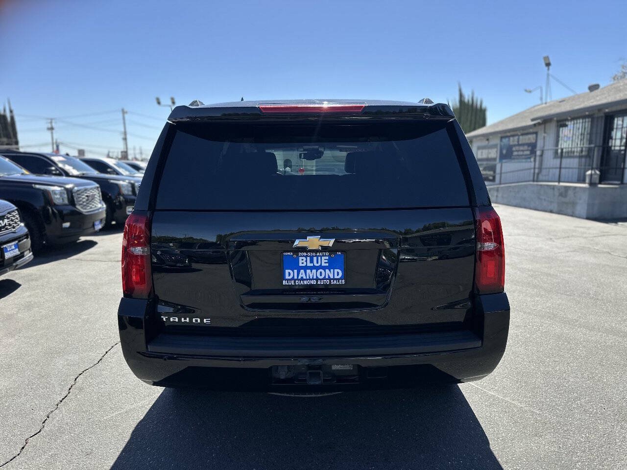 Used 2017 Chevrolet Tahoe LT AWD/4WD image 5