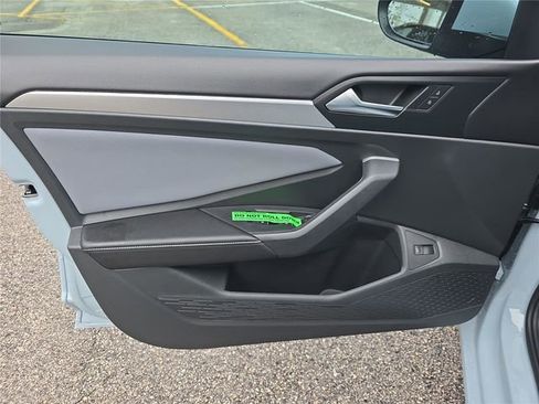 New 2026 Volkswagen Jetta SE image 13