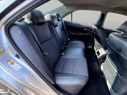 Used 2017 Toyota Camry SE FWD image 20